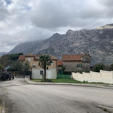 Apartman Mia Risan Zewnętrze zdjęcie