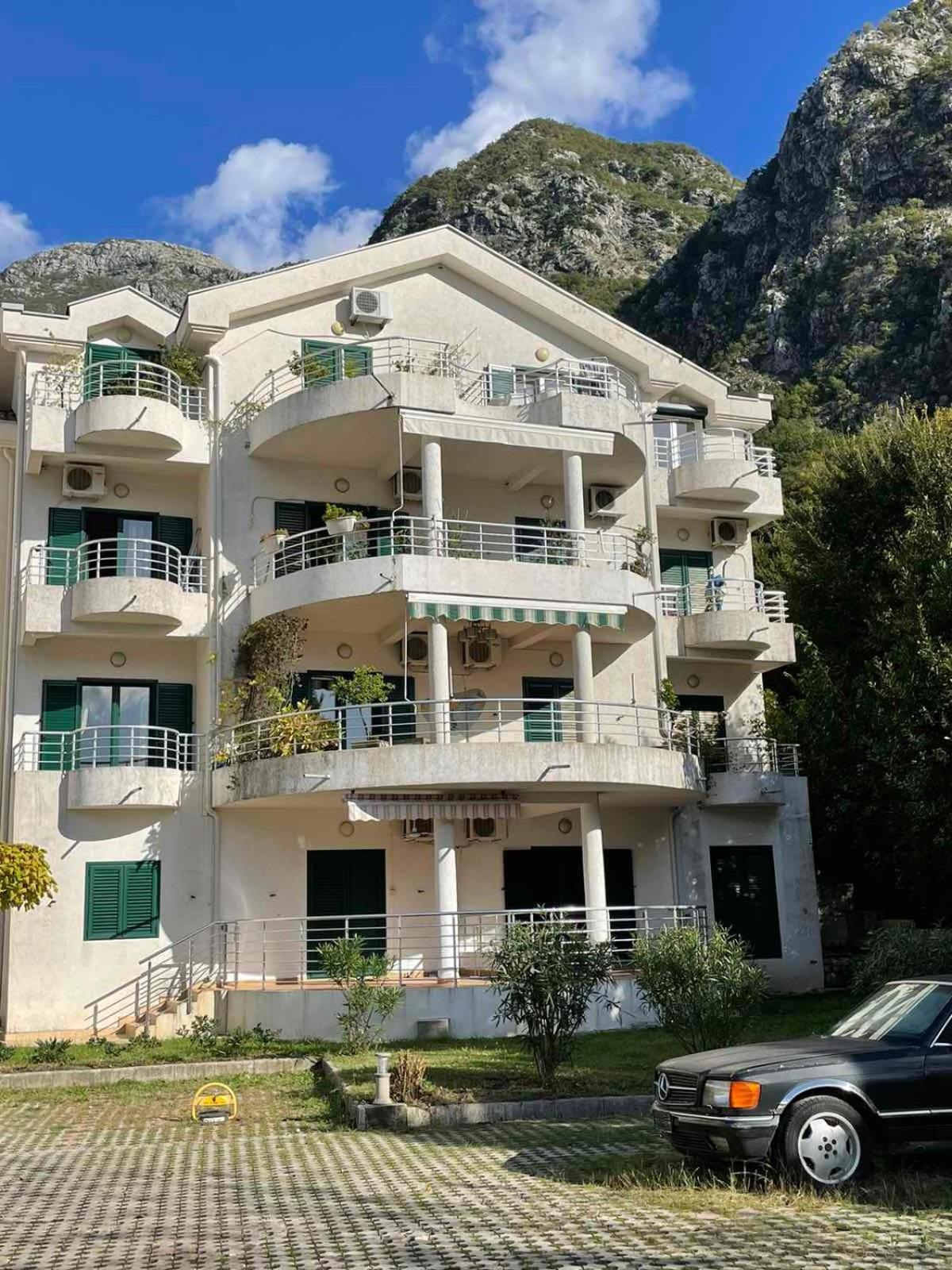 Apartman Mia Risan Zewnętrze zdjęcie